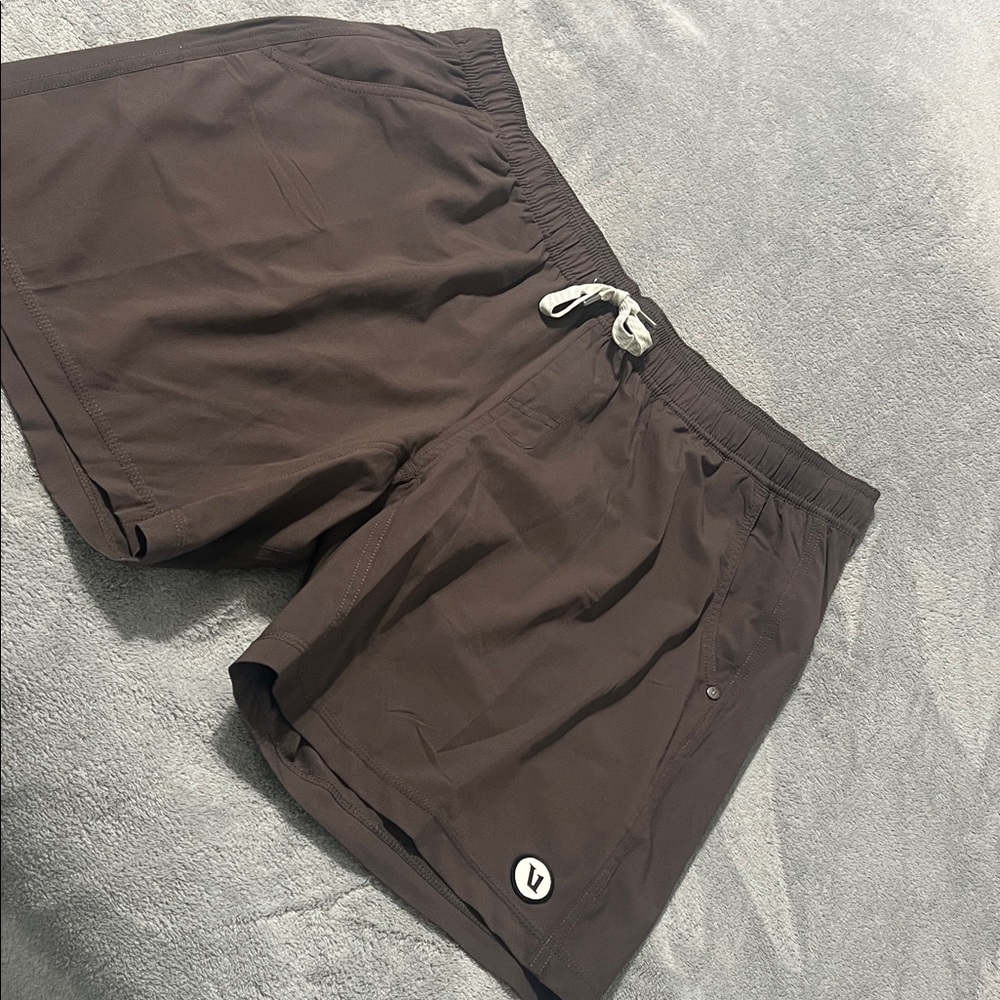 Men's Brown Vuori shorts
